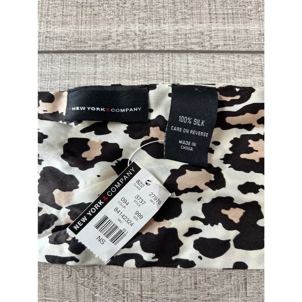 New York & Company 100% Silk Leopard Animal Print Skinny Scarf NWT